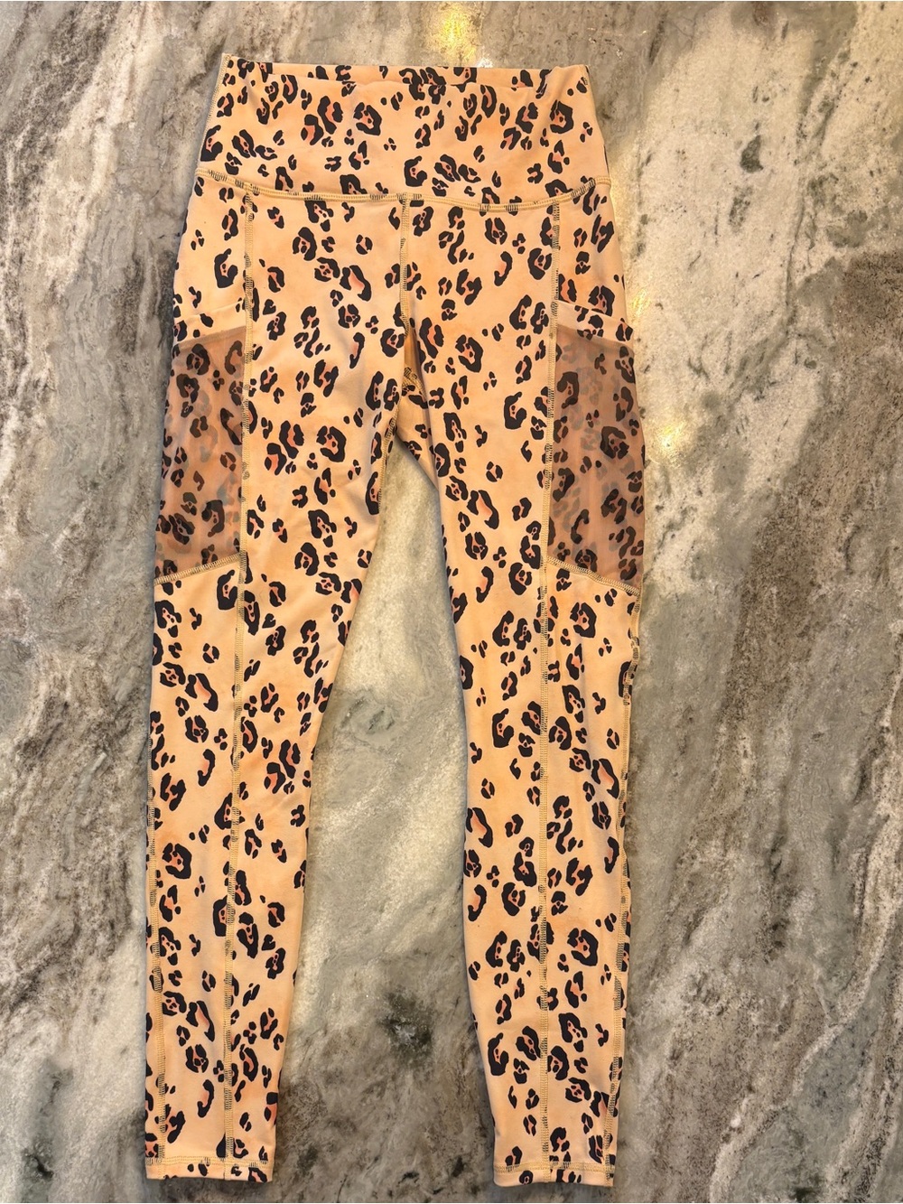 Fabletics Leopard Print High Rise Pocket Leggings Size Small NWOT